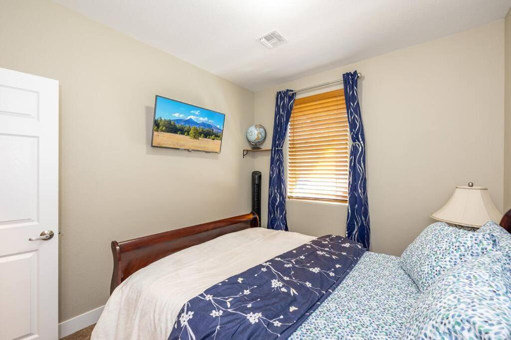 Luxury Home Downtown Nau Route 66 Snowbowl سارية العلم المظهر الخارجي الصورة